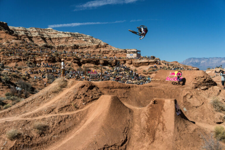 Rookiesejr ved Red Bull Rampage 2025: Hayden Zablotny vinder titlen med spektakulære tricks