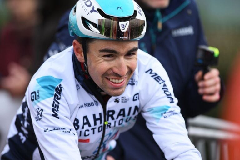 Lenny Martinez vinder Japan Cup efter at have løsrevet solo på sidste stigning