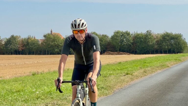 Q36.5 Adventure Jersey: en alsidig grus-forspændt trøje