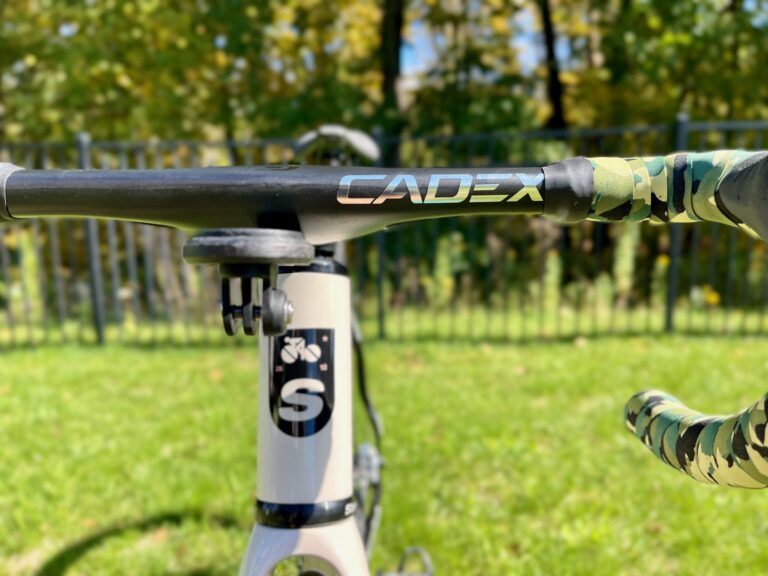 CADEX Aero Integrated Handlebar Review: Slank hastighed, One-Piece Precision