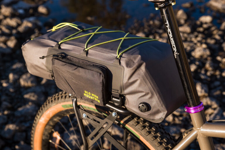 Old Man Mountain tilføjer massiv 12L Atlas Aero Rack Bag
