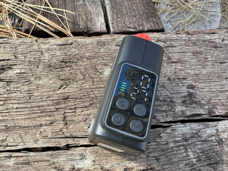 State Bicycles Electric Bike Inflator Review: Lille i størrelse og pris, ikke funktioner