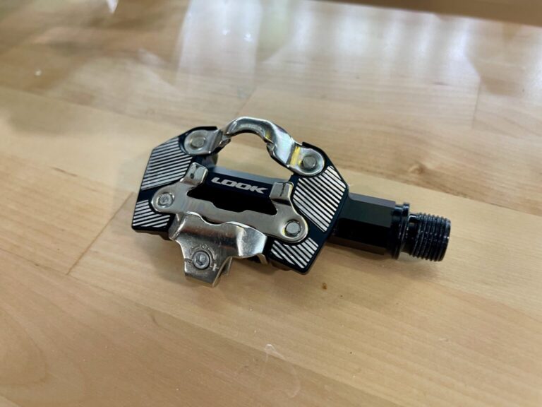 LOOK X-One-G Pedal Review: Blanding af Road Pedal Effektivitet & Vægt med MTB-klomper