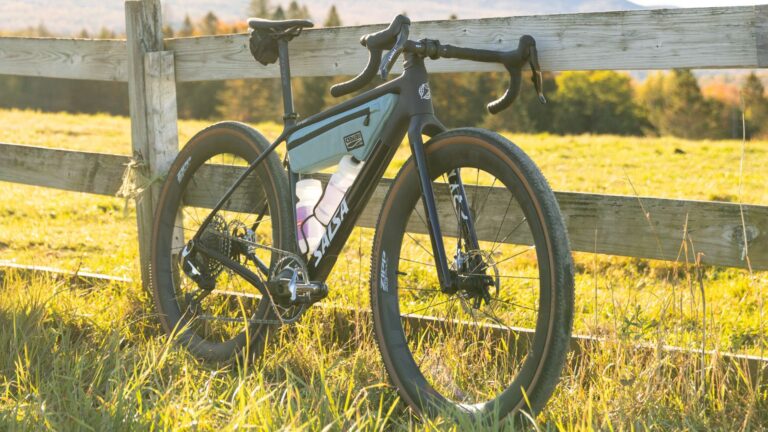 Salsa erstatter Warbird med en ny performance gravel-cykel, Flyway