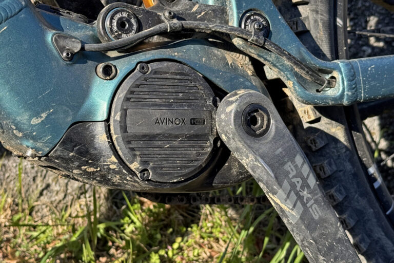 50 % mere kraft Avinox M2S eBike-motor blæser tankerne: Første ture på 1500W, 150Nm