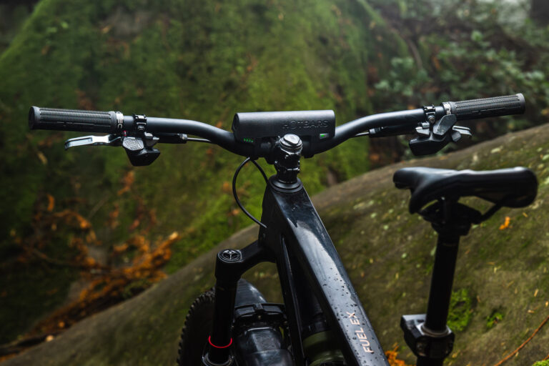 Verdens første opvarmede kulstofstyr fra Hotbars vil opvarme ethvert MTB-greb