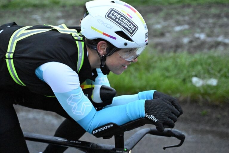'Caroline var jublende, storøjet og bare så lettet, at turen var færdig' – Skotsk cykelrytter smadrer NC500-rekorden med over fire timer